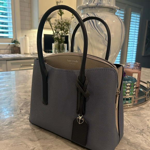 Kate Spade Brand new without tags - no flaws and never used! - Picture 2 of 4